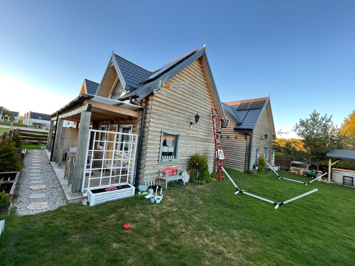 Behappy Woodhouse Villa ยาสต์เชอเบีย กูรา ภายนอก รูปภาพ