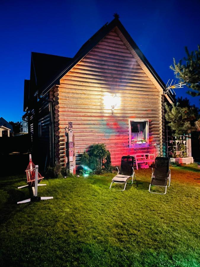 Behappy Woodhouse Villa ยาสต์เชอเบีย กูรา ภายนอก รูปภาพ
